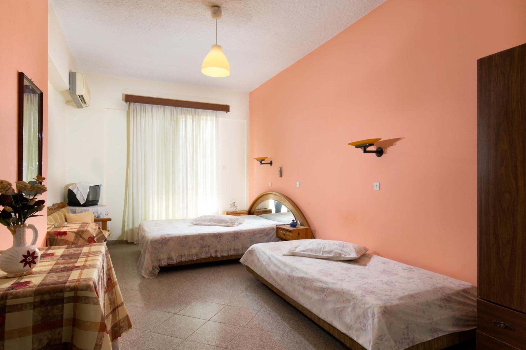 Cozy Archangelos Apartments With Private Parking Zewnętrze zdjęcie